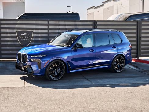 Used 2024 BMW X7 M60i w/ Executive Package AWD/4WD image 5