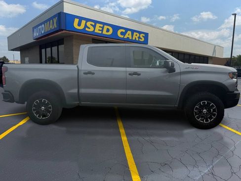 Used 2024 Chevrolet Silverado 1500 ZR2 AWD/4WD image 2