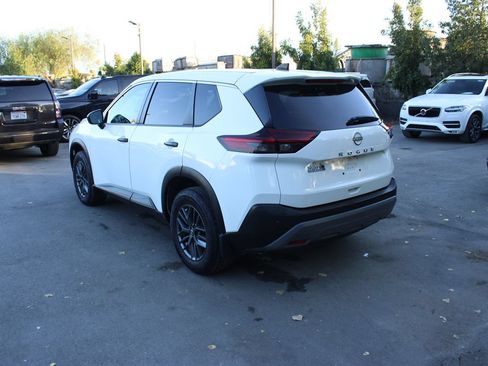 Used 2022 Nissan Rogue S FWD image 5