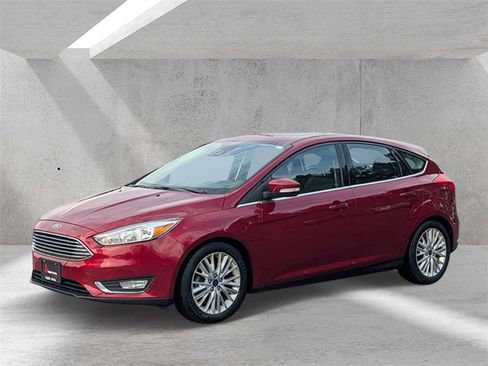 Certified 2017 Ford Focus Titanium w/ Titanium Technology Package image 6