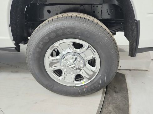 New 2026 RAM 3500 Tradesman AWD/4WD image 31