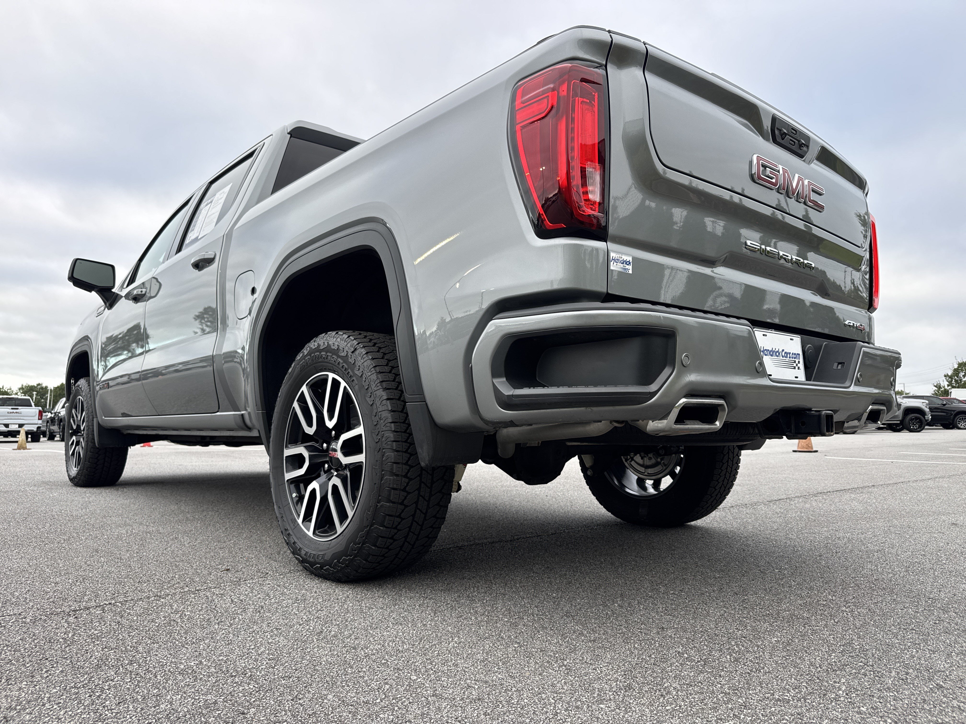Used 2026 GMC Sierra 1500 AT4 w/ AT4 Premium Package AWD/4WD image 8