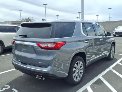 Used 2019 Chevrolet Traverse Premier w/ Driver Confidence II Package image 4