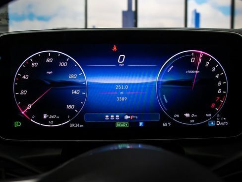 Certified 2025 Mercedes-Benz GLC 350e GLC 350e image 19