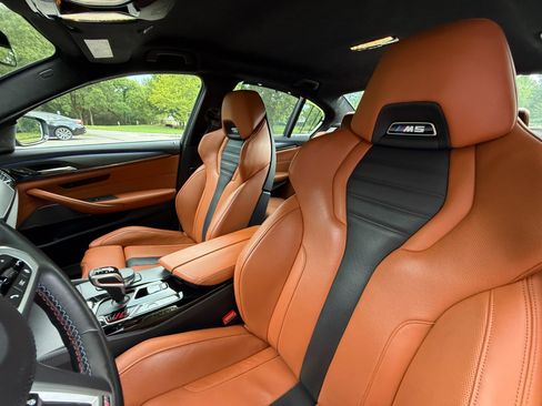 Used 2022 BMW M5 w/ Executive Package AWD/4WD image 11