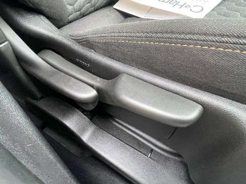 Certified 2018 Chevrolet Equinox LT image 14