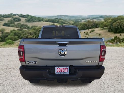 Used 2021 RAM 2500 Limited AWD/4WD image 9
