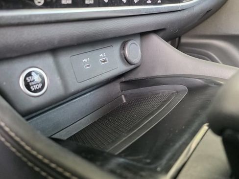 Used 2023 Nissan Rogue SL w/ SL Premium Package FWD image 27