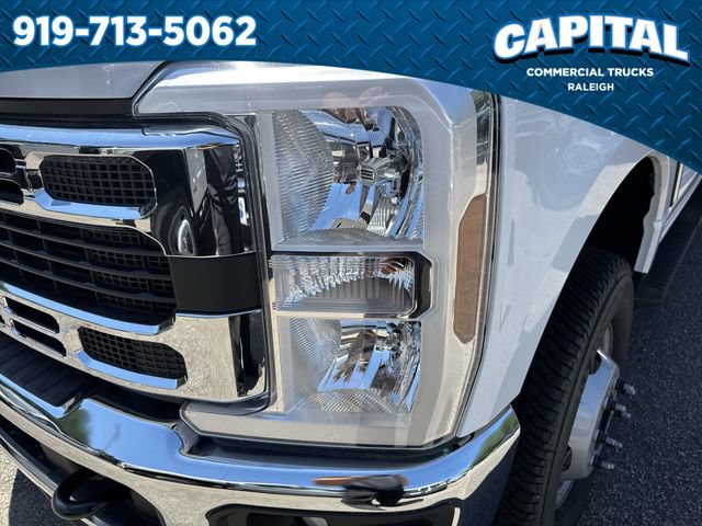 New 2026 Ford F350 XL w/ XL Chrome Package AWD/4WD image 13