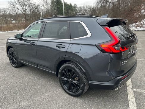 Used 2025 Honda CR-V Sport Touring image 3