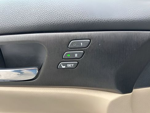 Used 2013 Honda Accord EX-L image 28