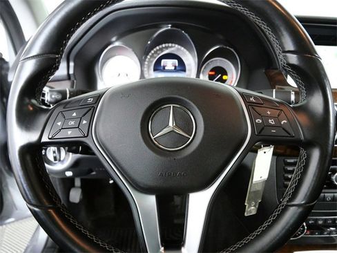 Used 2015 Mercedes-Benz GLK 350 4MATIC image 21