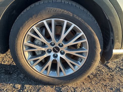 Used 2025 Genesis GV80 2.5T Standard image 14