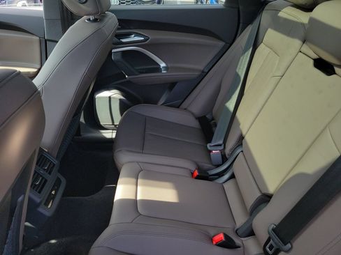 New 2026 Audi Q5 Premium Plus AWD/4WD image 25