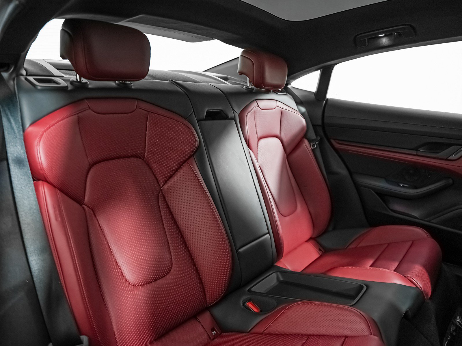 Certified 2023 Porsche Taycan GTS w/ Premium Package (P6U) AWD/4WD image 6