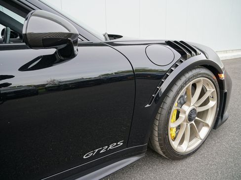 Used 2019 Porsche 911 GT2 RS RWD image 35