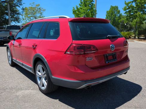 Used 2017 Volkswagen Golf Alltrack S AWD/4WD image 4