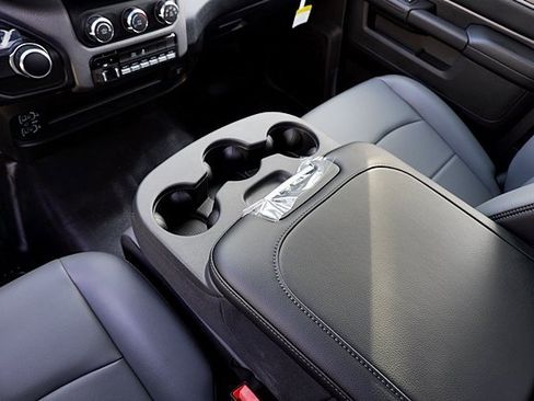 New 2024 RAM 2500 Tradesman w/ Chrome Appearance Group image 28