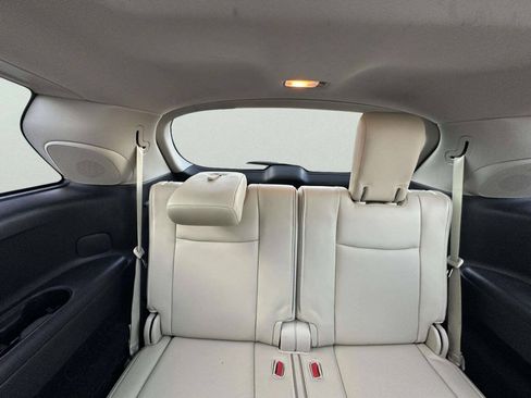 Used 2017 INFINITI QX60 Luxe w/ Deluxe Technology Package AWD/4WD image 14