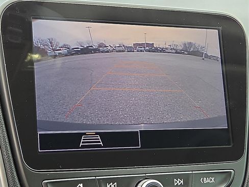 Used 2022 Chevrolet Malibu LS image 16