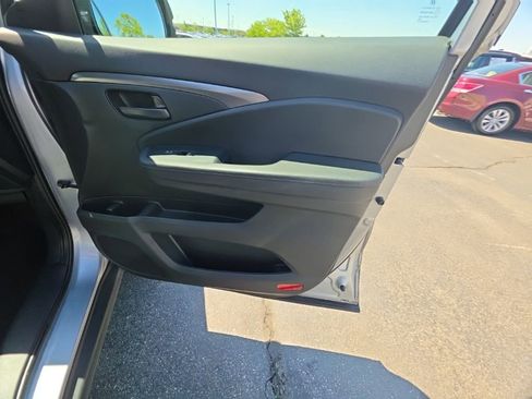 Used 2023 Honda Passport EX-L image 33