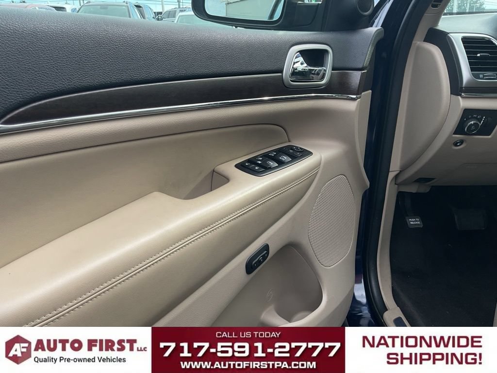Used 2018 Jeep Grand Cherokee Limited AWD/4WD image 5