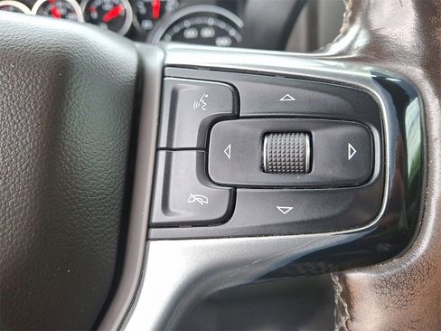 Used 2022 Chevrolet Silverado 2500 LT w/ Convenience Package image 21