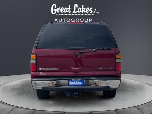 Used 2005 Chevrolet Suburban LT w/ Preferred Equipment Group AWD/4WD image 4