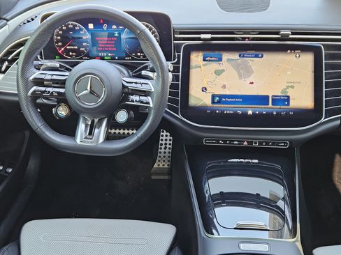 Certified 2025 Mercedes-Benz E 53 AMG e 4MATIC Sedan image 27