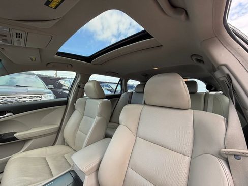 Used 2011 Acura TSX Sport Wagon FWD image 26