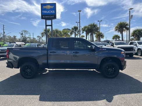 Used 2021 Chevrolet Silverado 1500 LT Trail Boss w/ Convenience Package II image 17