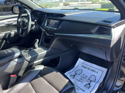 Used 2022 Cadillac XT5 Luxury FWD image 24