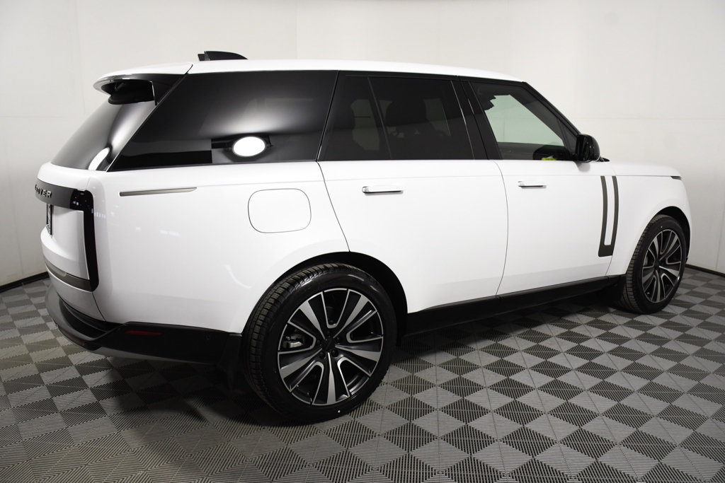 New 2026 Land Rover Range Rover SE AWD/4WD image 7