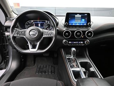 Used 2022 Nissan Sentra SR w/ Electronics Package FWD image 15