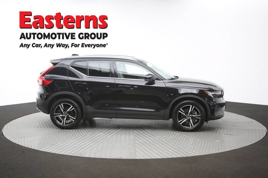 Used 2023 Volvo XC40 B5 Plus AWD/4WD image 47