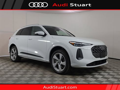 New 2026 Audi Q5 Premium AWD/4WD image 1