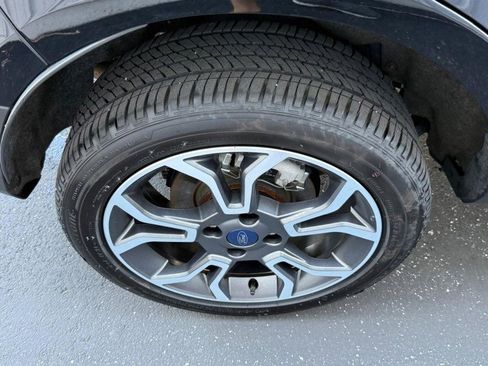 Certified 2020 Ford EcoSport SES image 6
