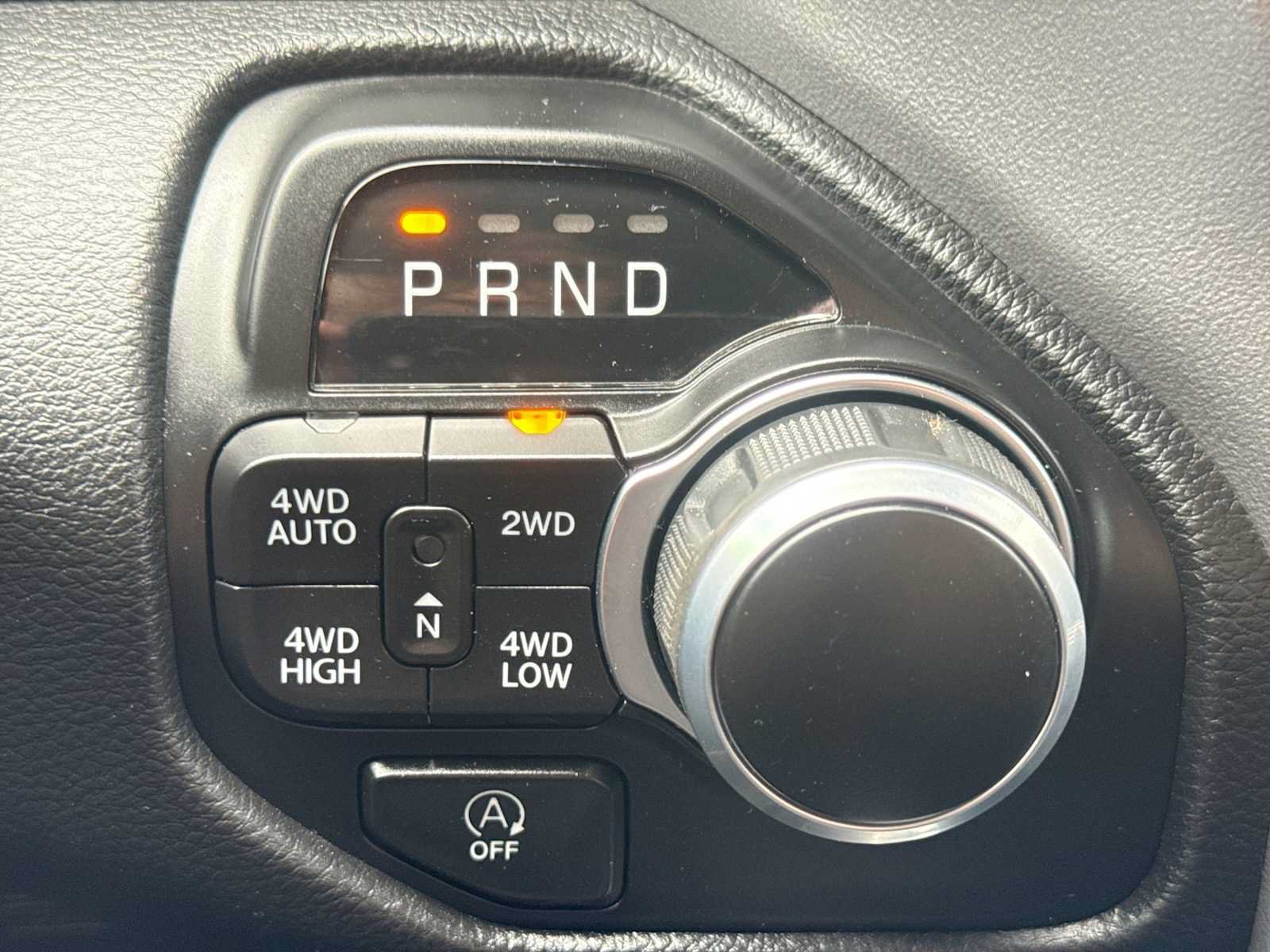 Used 2024 RAM 1500 Big Horn AWD/4WD image 31