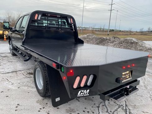 New 2025 Chevrolet Silverado 3500 W/T image 5