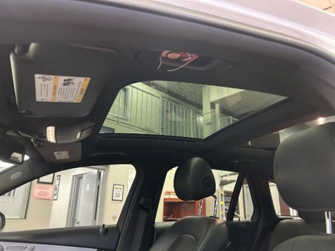 Used 2019 Mercedes-Benz GLC 300 w/ AMG Line image 13