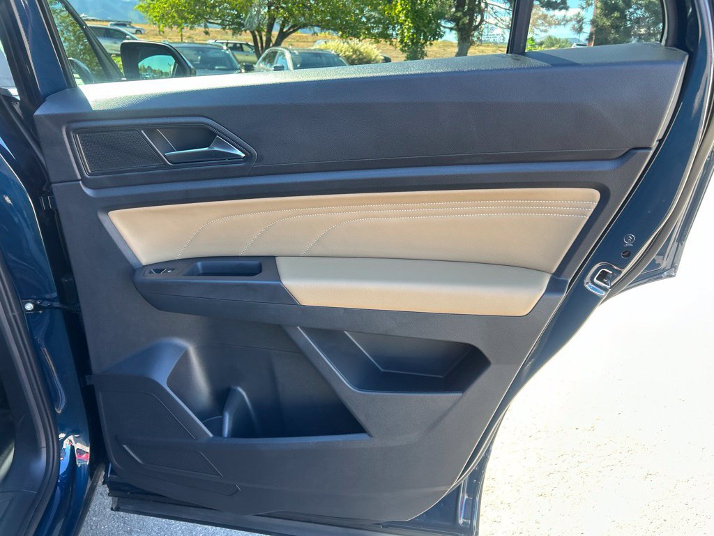 Used 2023 Volkswagen Atlas Cross Sport SE w/ Panoramic Sunroof Package AWD/4WD image 15
