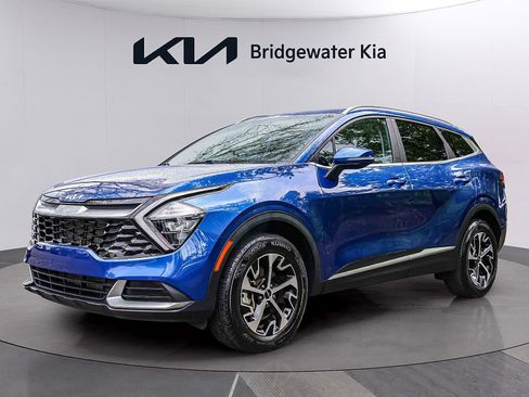 Certified 2023 Kia Sportage EX AWD/4WD image 3