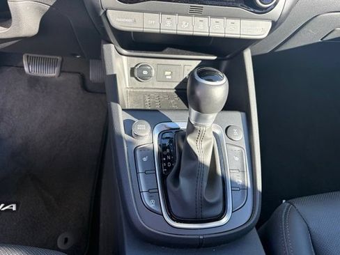 Certified 2023 Hyundai Kona Limited AWD/4WD image 8