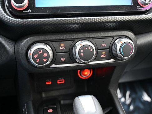 Used 2023 Nissan Kicks SV image 24