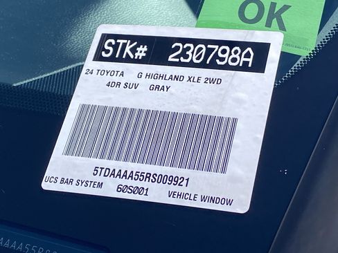 Certified 2024 Toyota Grand Highlander FWD image 32