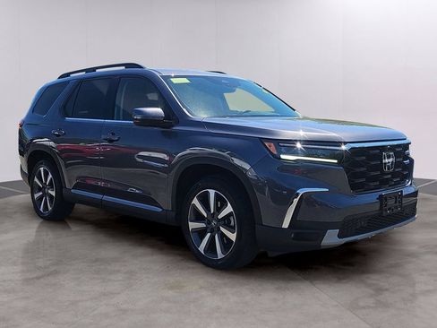 Certified 2023 Honda Pilot Elite image 3