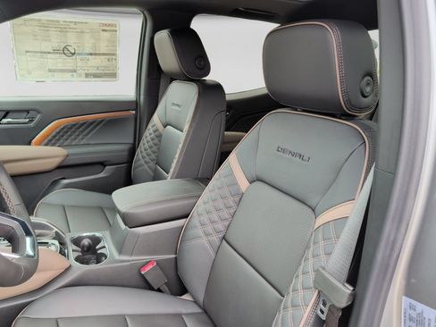 New 2026 GMC Canyon Denali AWD/4WD image 22