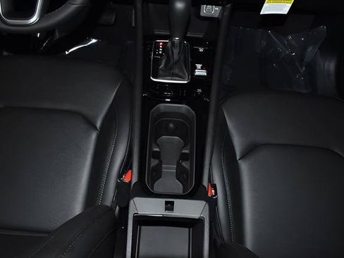 New 2026 Jeep Compass Limited AWD/4WD image 19