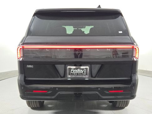 New 2026 Lincoln Navigator Reserve AWD/4WD image 5