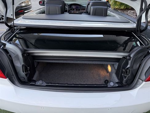 Used 2013 BMW 335i Convertible image 31